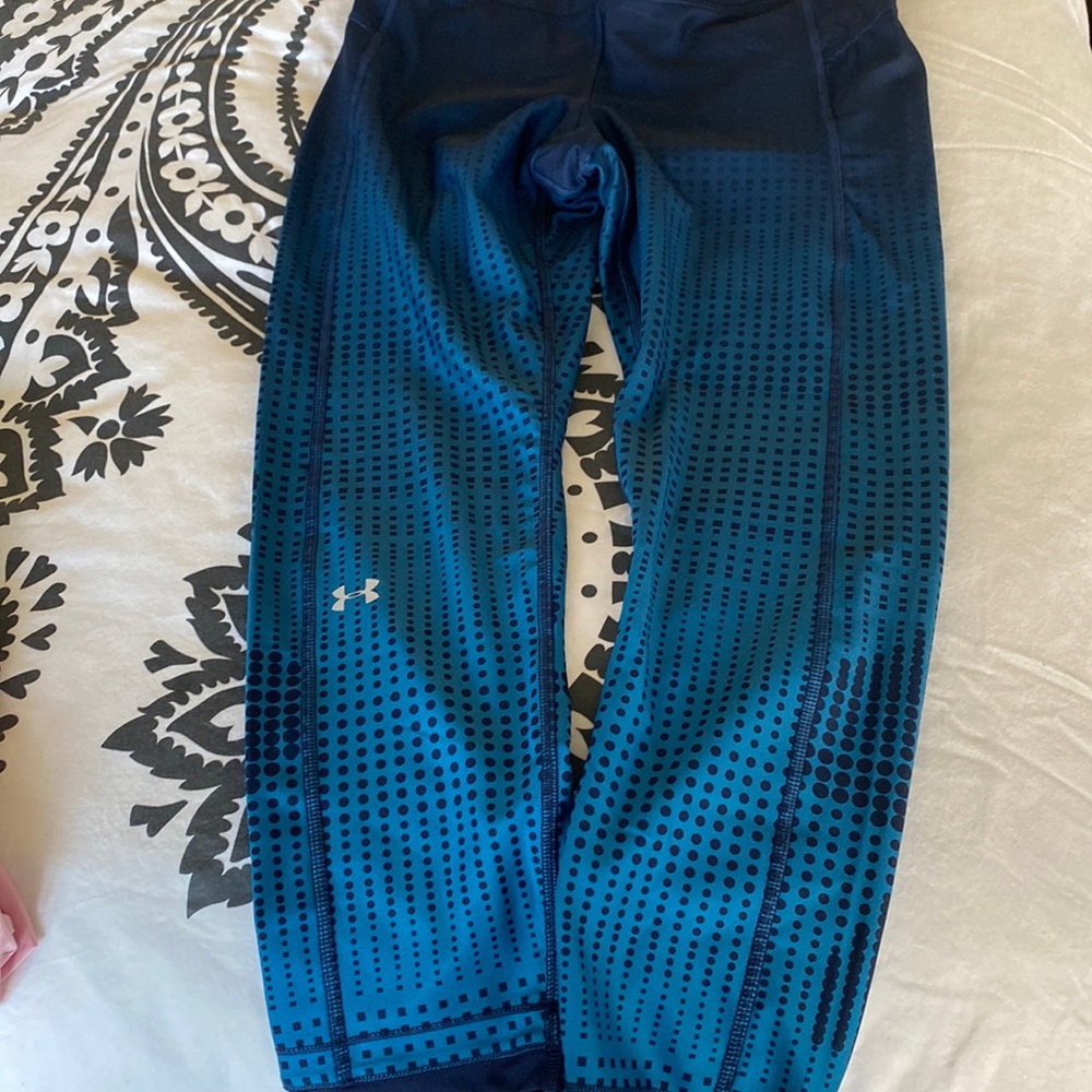 Under Armour Pant/legging in Large